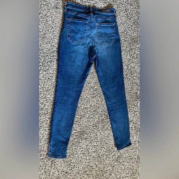 AG Mila Super High Rise Skinny - Picture 2 of 5